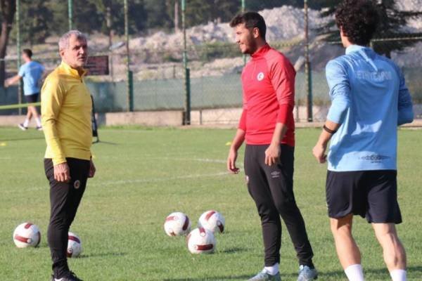 Fethiyespor’da Erhan Altın İle Yollar Ayrıldı