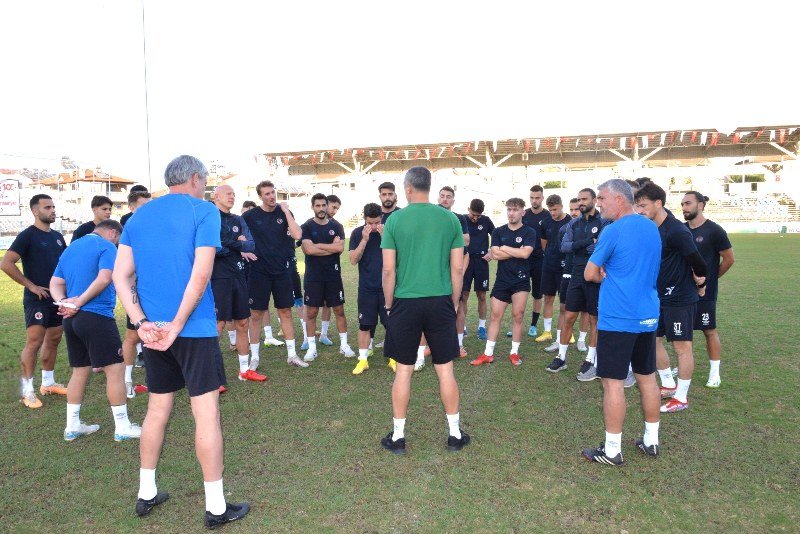 FETHİYESPOR LİDERE ÇELME TAKTI